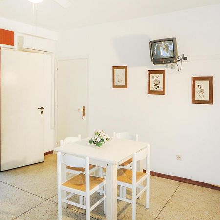Yachting Residence Lignano Sabbiadoro Ruang foto
