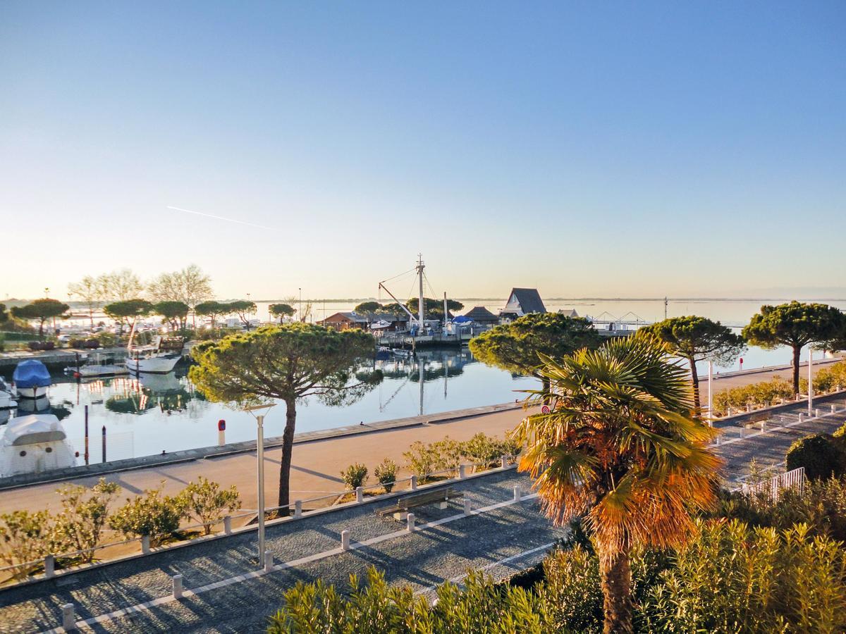 Yachting Residence Lignano Sabbiadoro Bagian luar foto
