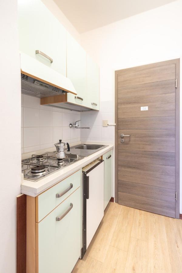Yachting Residence Lignano Sabbiadoro Bagian luar foto