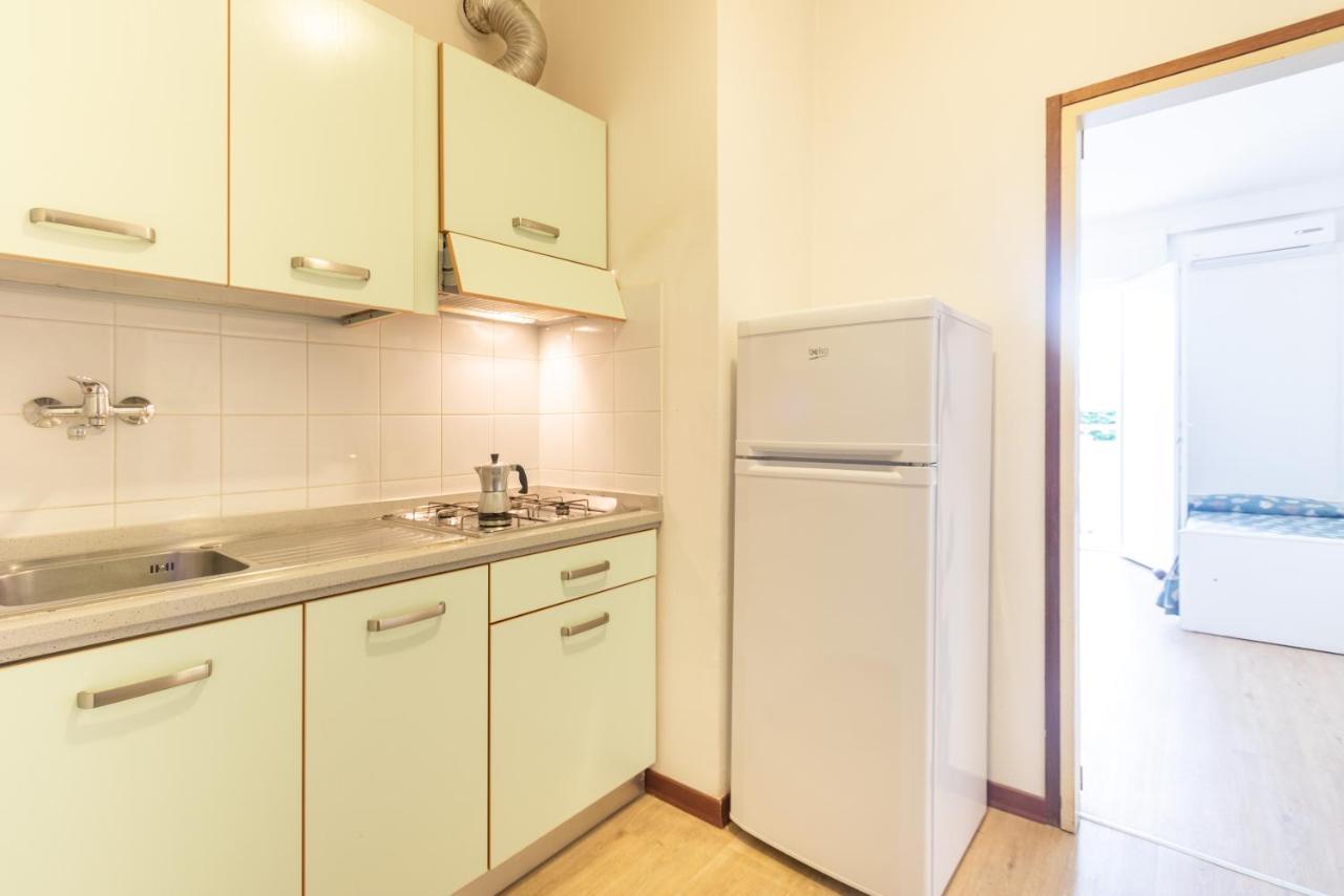 Yachting Residence Lignano Sabbiadoro Bagian luar foto
